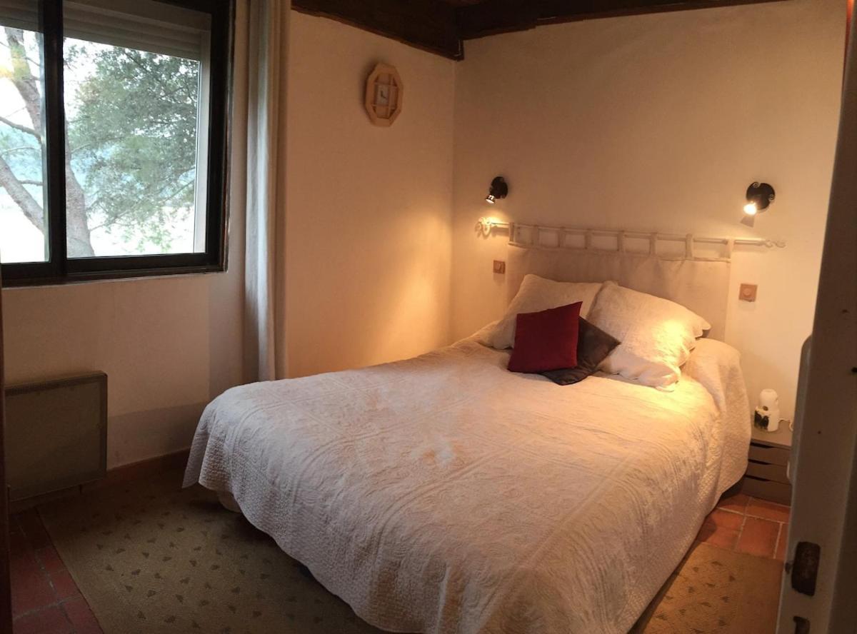 Le Castellas - Gite En Pleine Nature Montmirat Exterior photo
