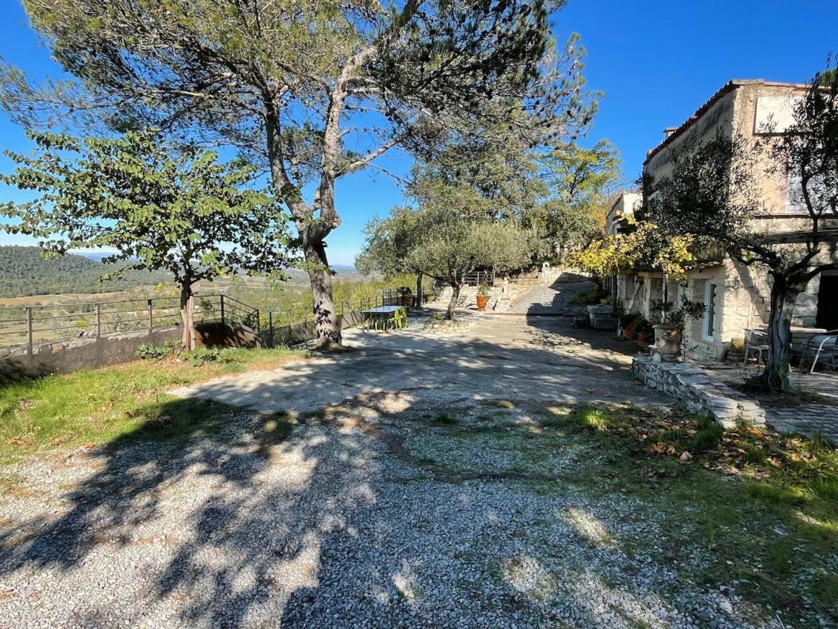 Le Castellas - Gite En Pleine Nature Montmirat Exterior photo